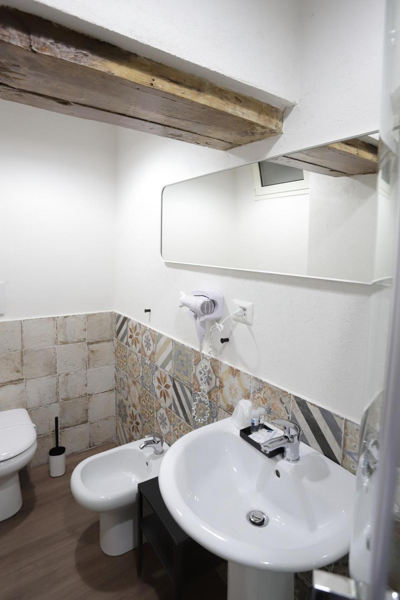 Tammurriata Nera Bedroom Neapel Exterior foto