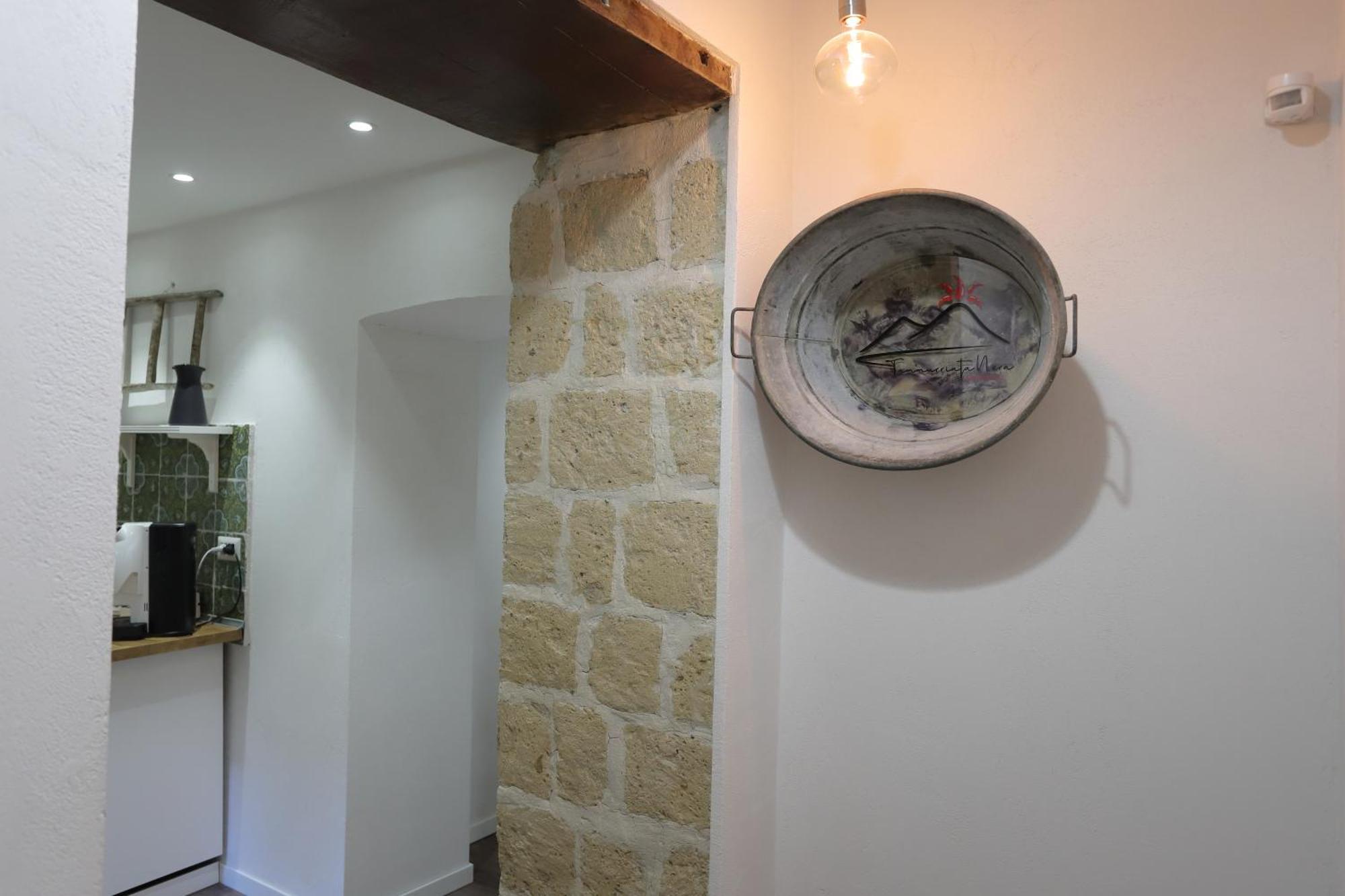 Tammurriata Nera Bedroom Neapel Exterior foto