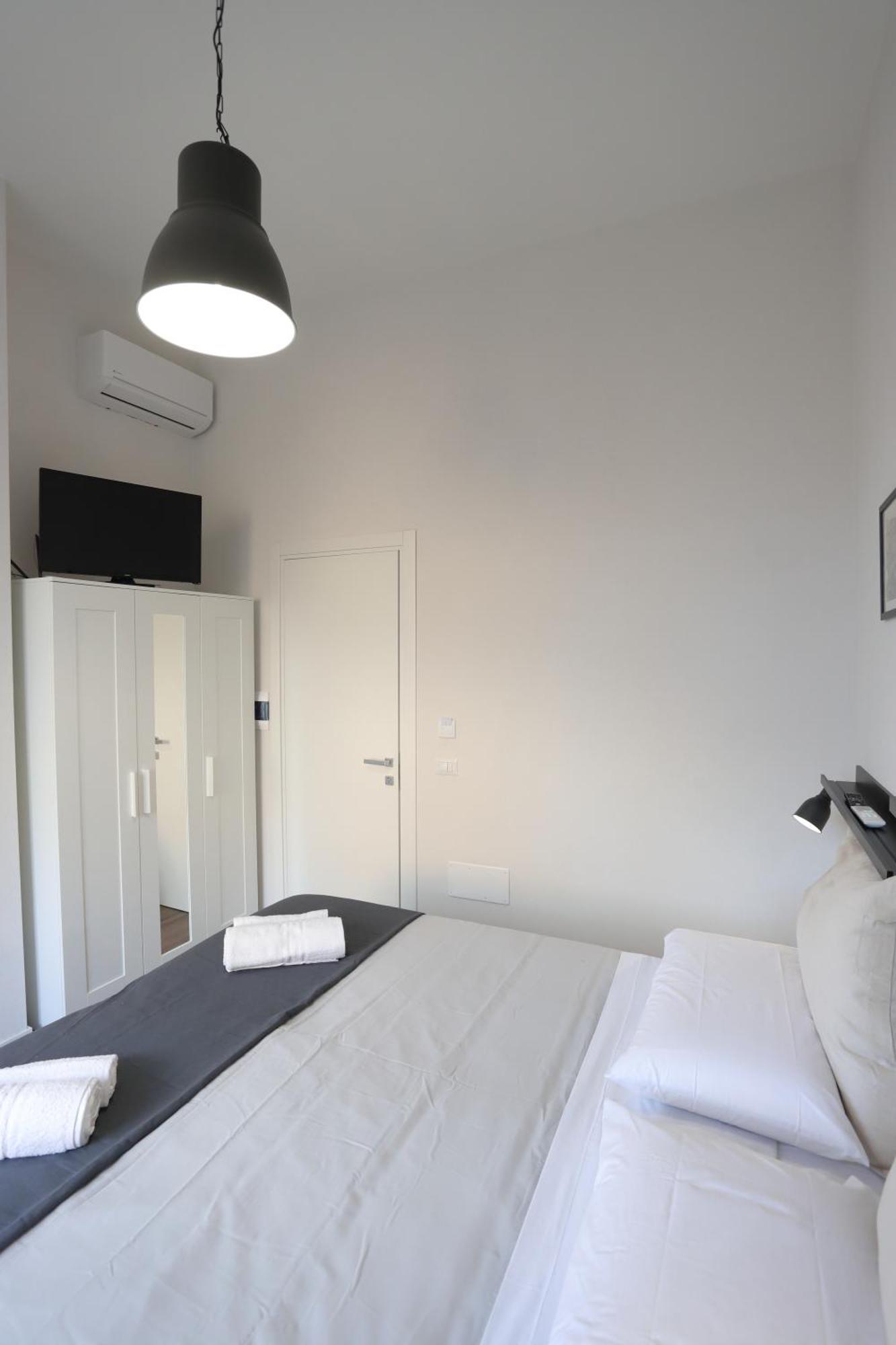 Tammurriata Nera Bedroom Neapel Exterior foto