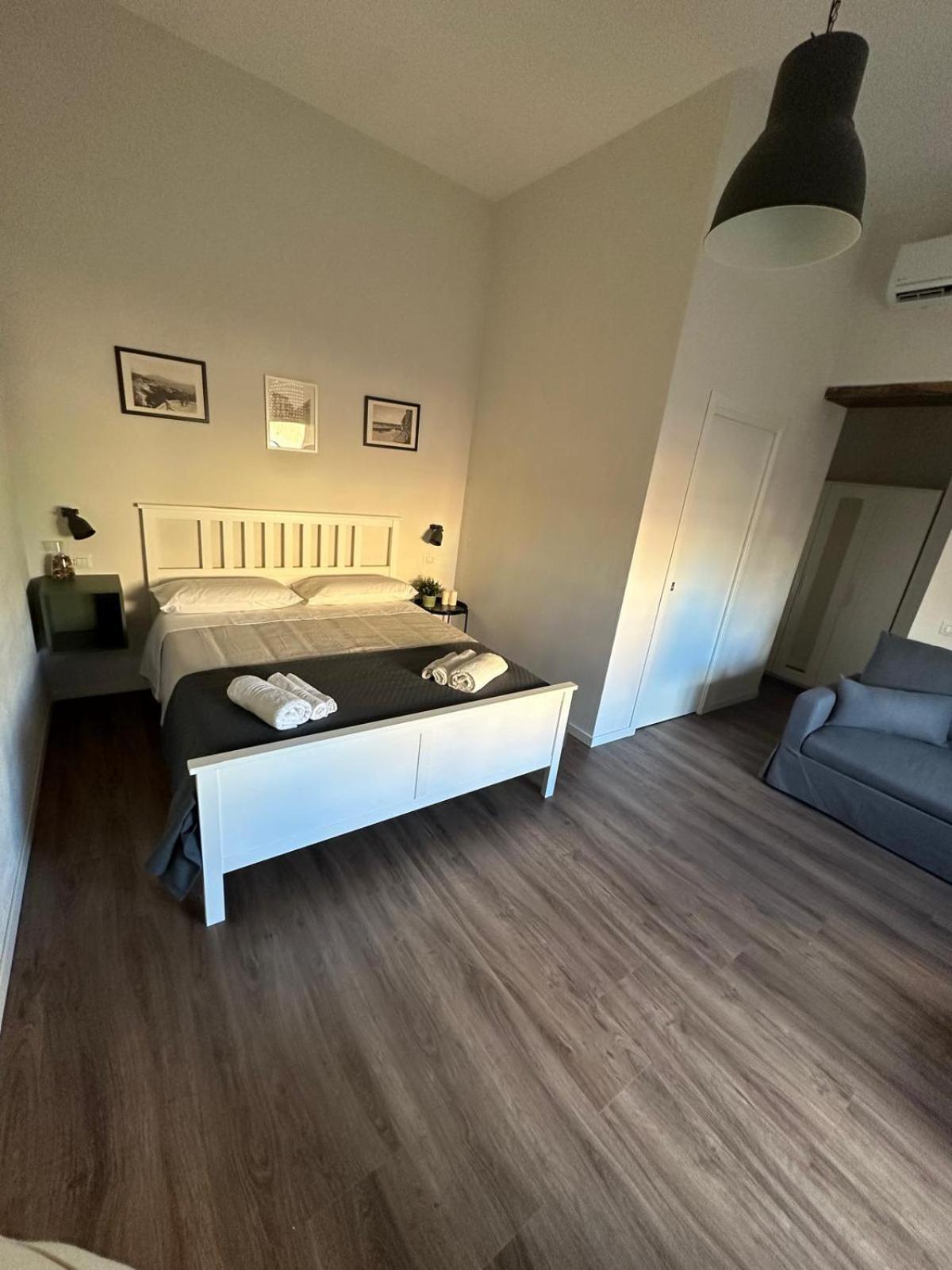 Tammurriata Nera Bedroom Neapel Exterior foto